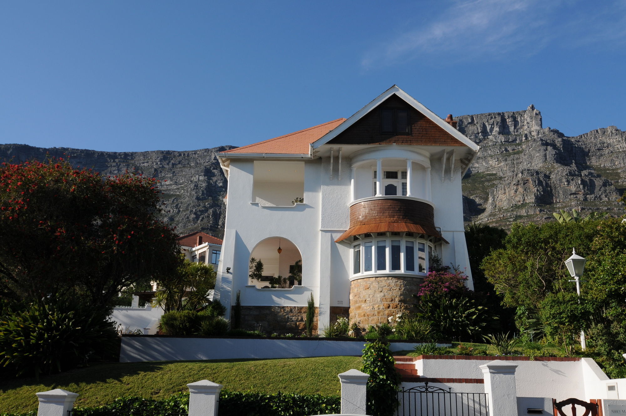 Abbey Manor Luxury Guesthouse Kapstaden Exteriör bild